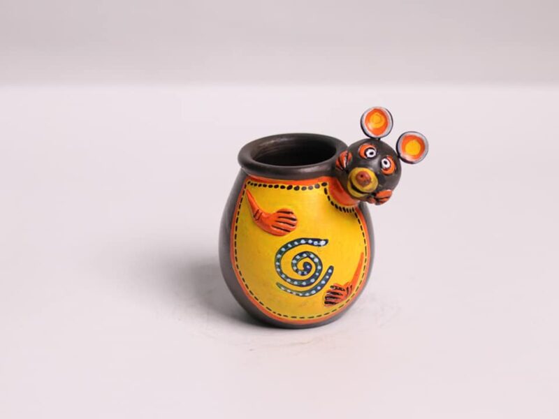 Black pottery hand painted pen stand